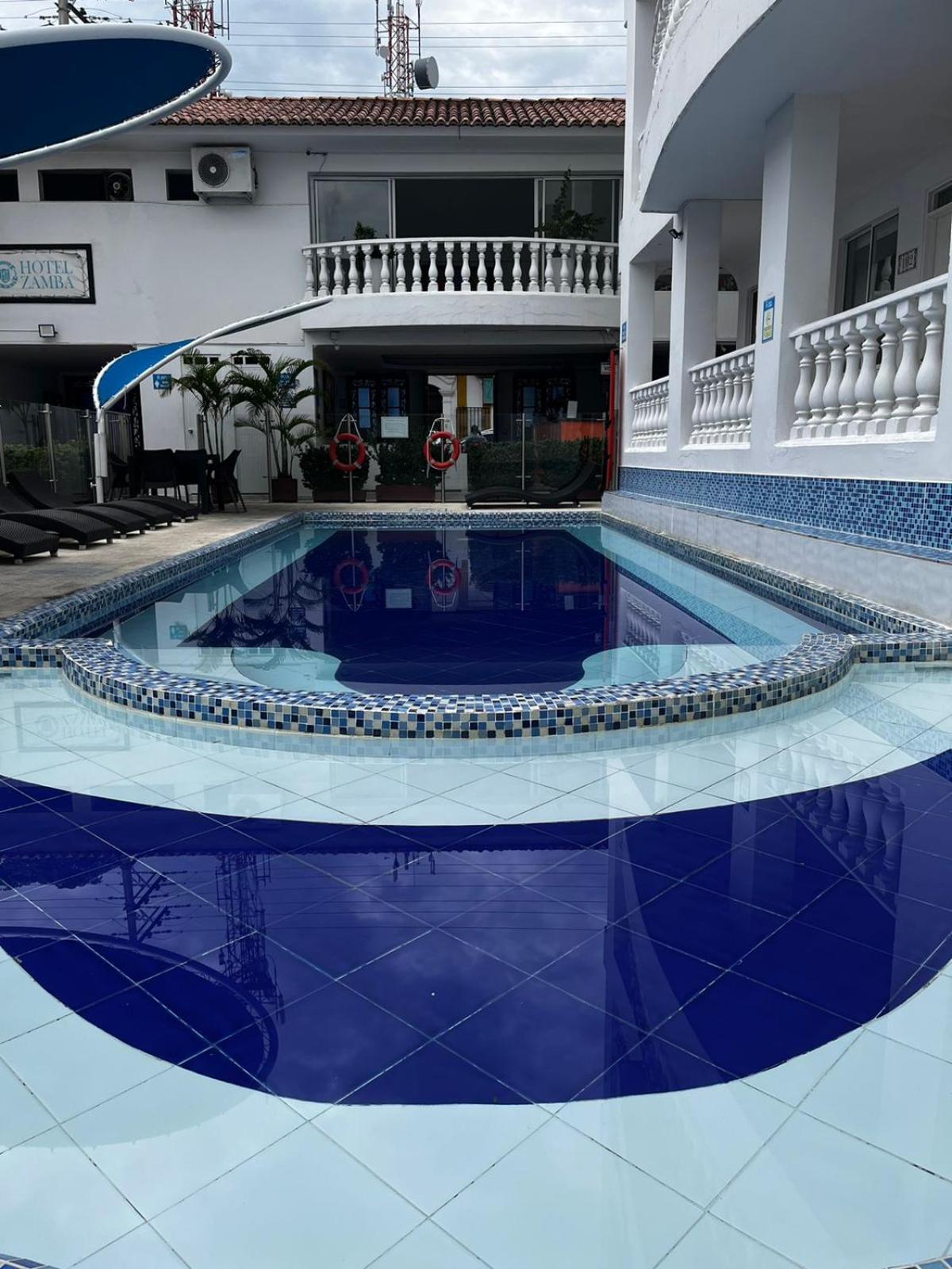Hotel Zamba Girardot Exterior foto